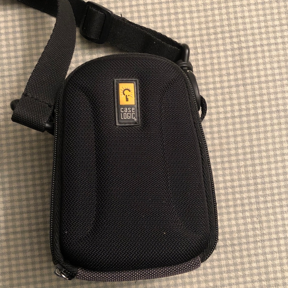 Case Logic Camera Bag Crossbody/Belt Padded Pocket & Tilt Open Section #1180